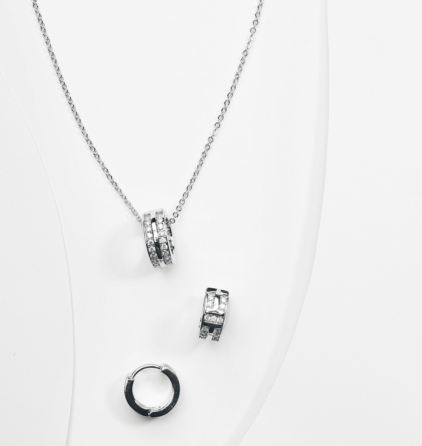 Set de collar y aretes