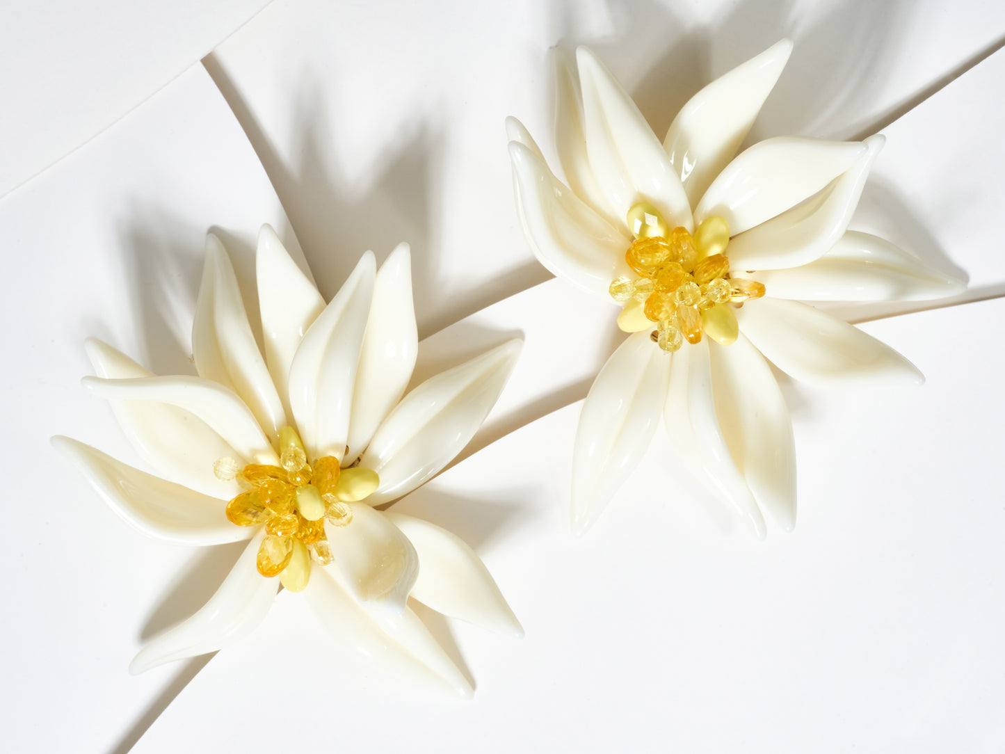 Aretes grandes flor