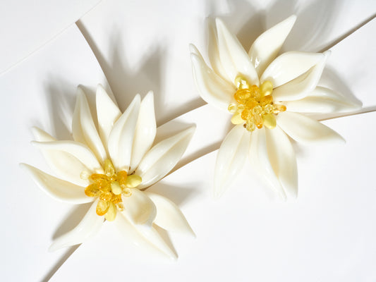 Aretes grandes flor