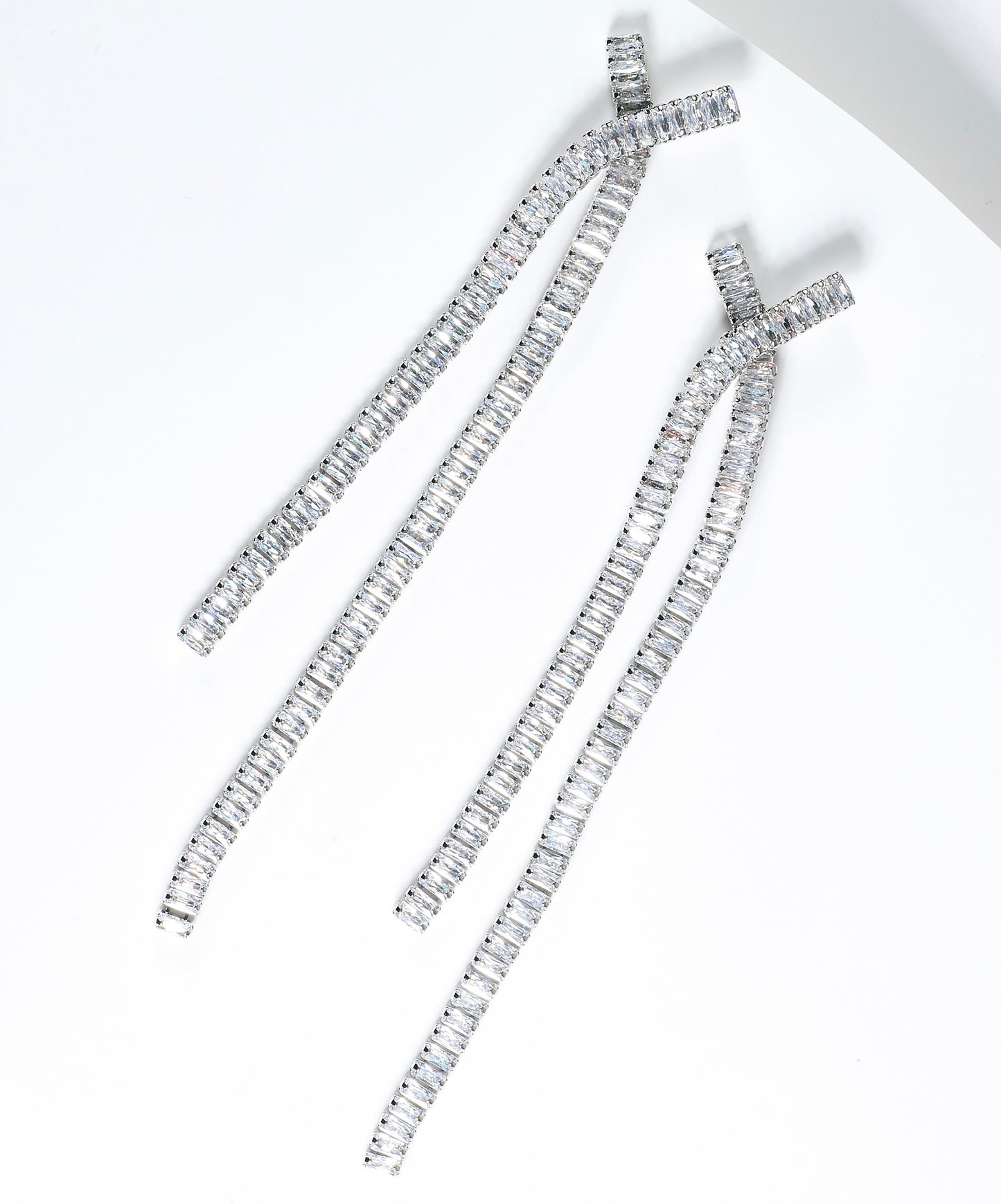 Aretes largos elegantes