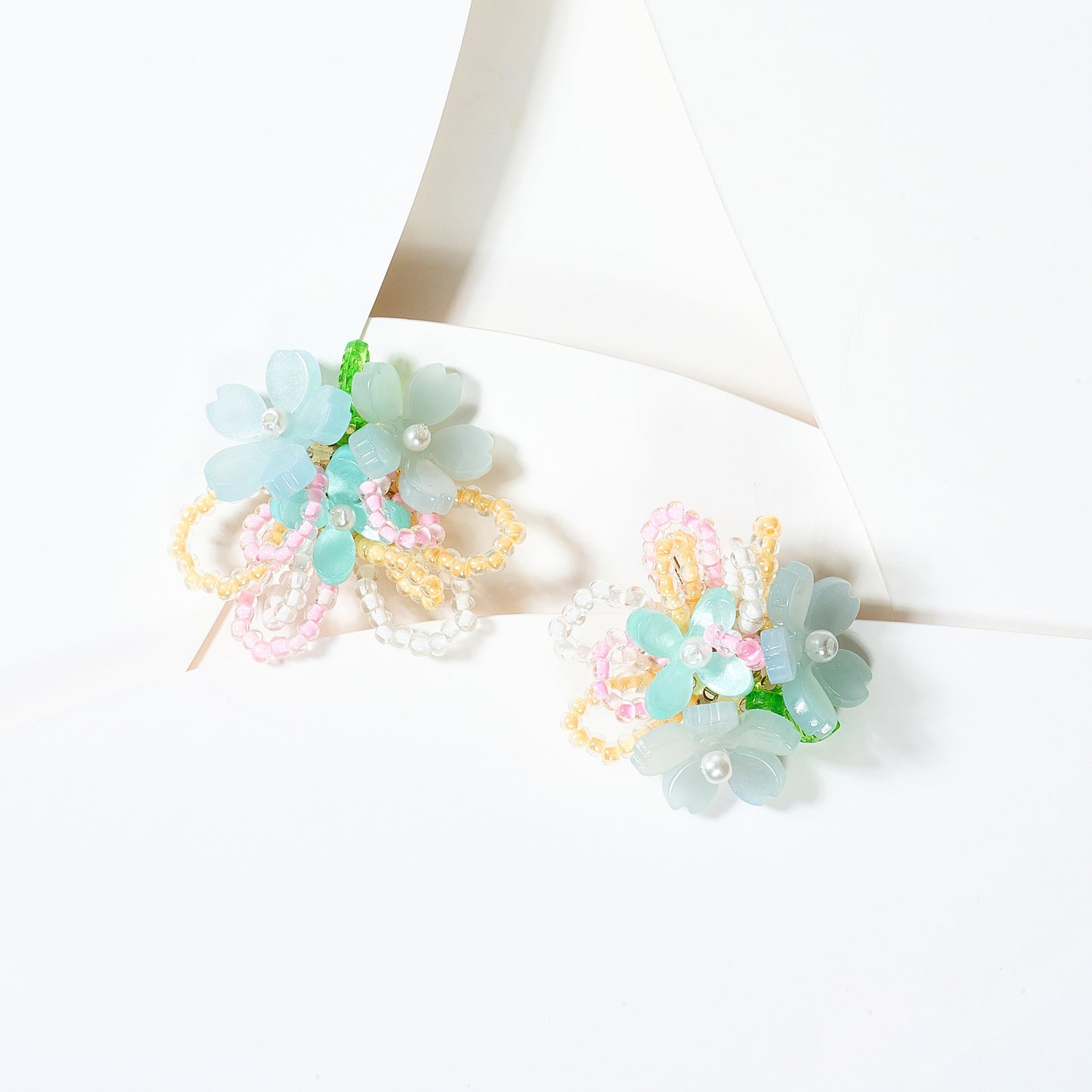 Aretes de flores