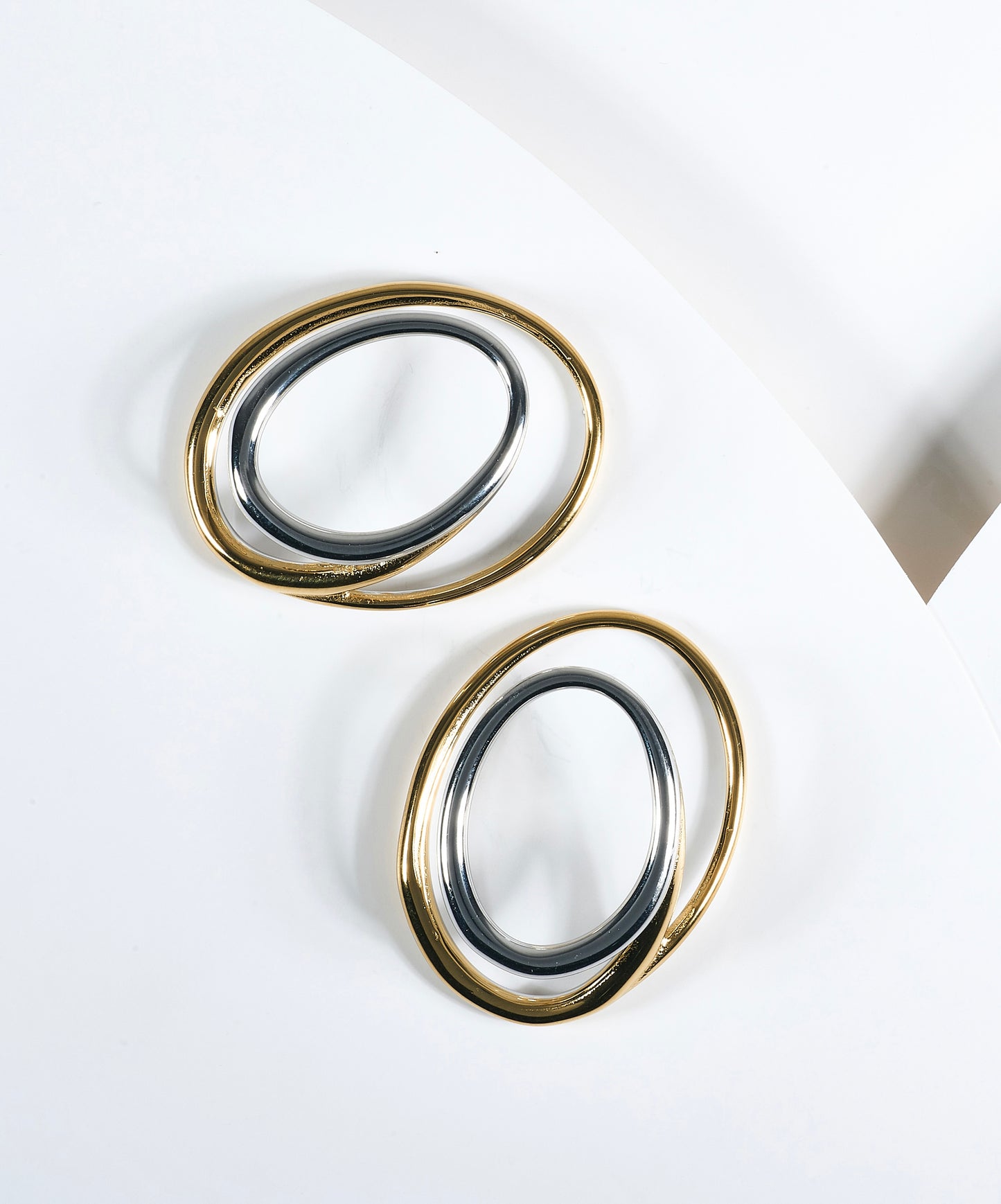 Aretes bicolor