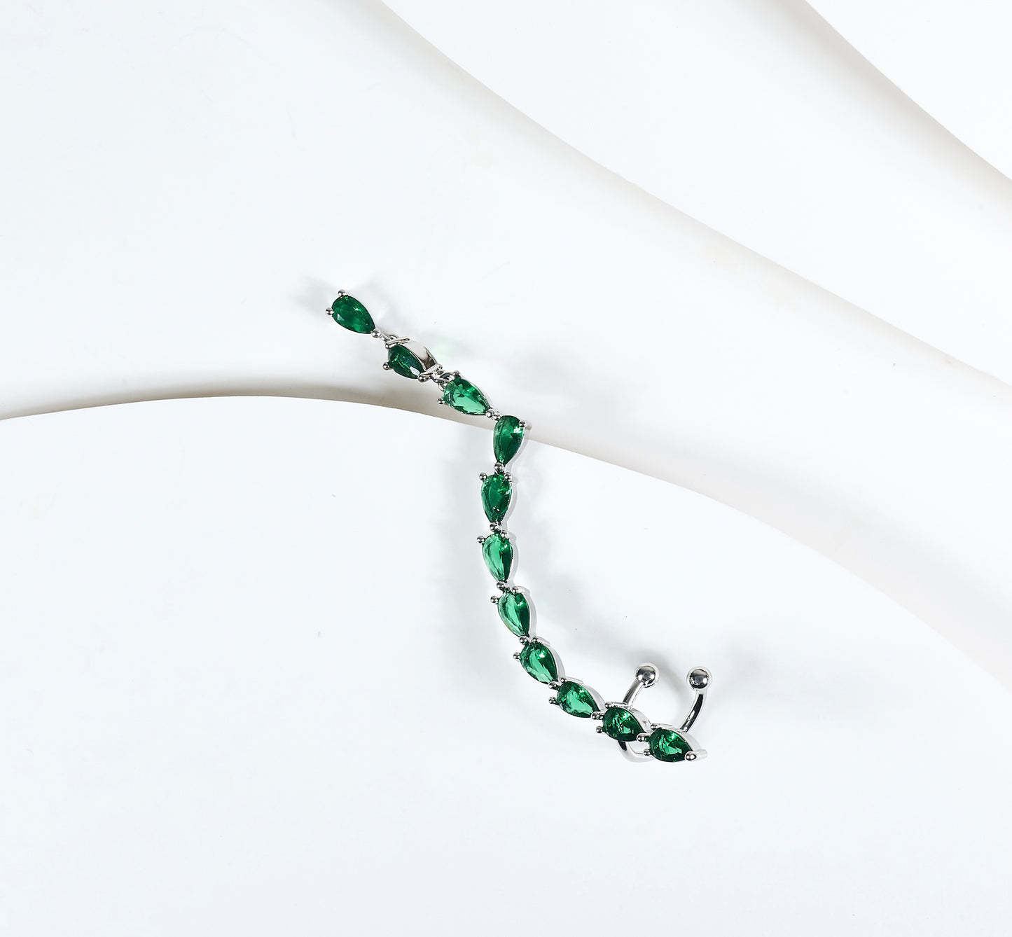 Ear- cuff pedrería